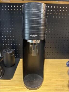 SodaStream Terra Black Sparkling Carbonated Water Club Soda Maker *Machine Only